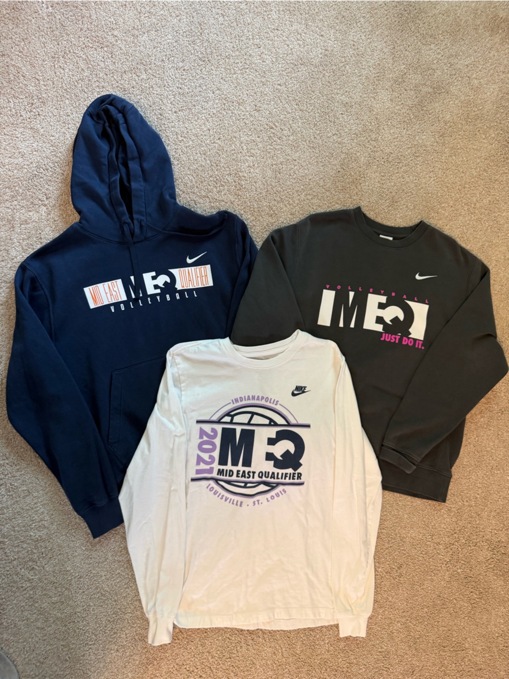 Nike MQ Mid East Qualifier Hoodie & Crewneck Set - Navy, grey, white.